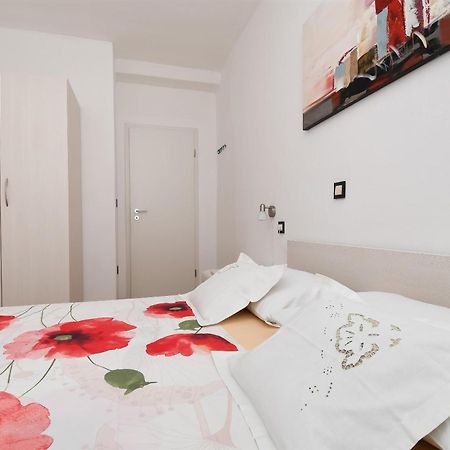Apartment Joviz Makarska Exterior foto